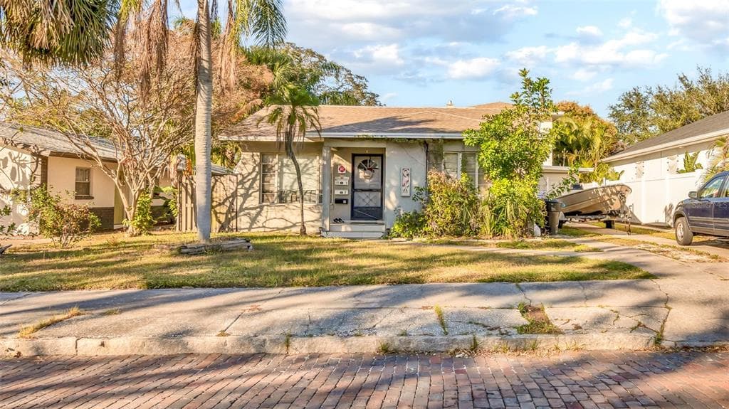 545 12TH AVENUE N UNIT 3 ST PETERSBURG, FL 33701