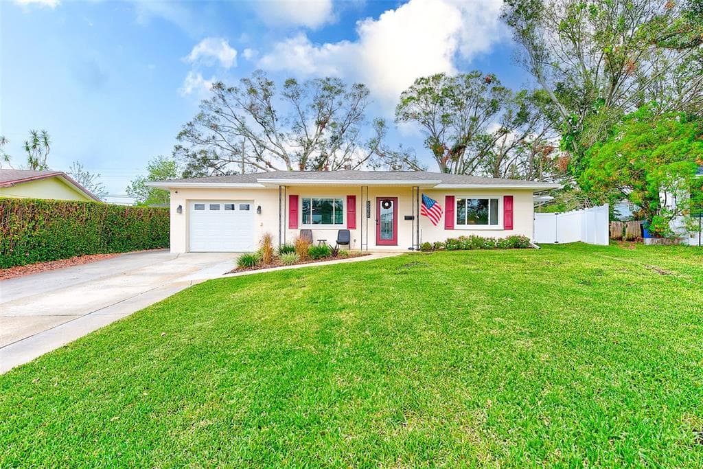 5275 32ND AVENUE N ST PETERSBURG, FL 33710
