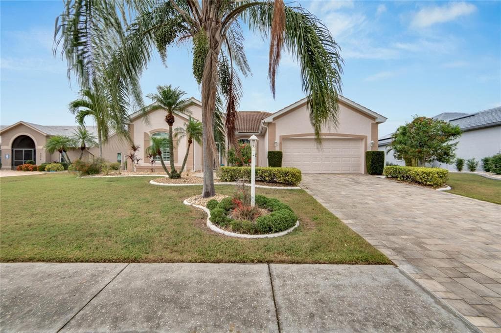 2217 PLATINUM DRIVE SUN CITY CENTER, FL 33573