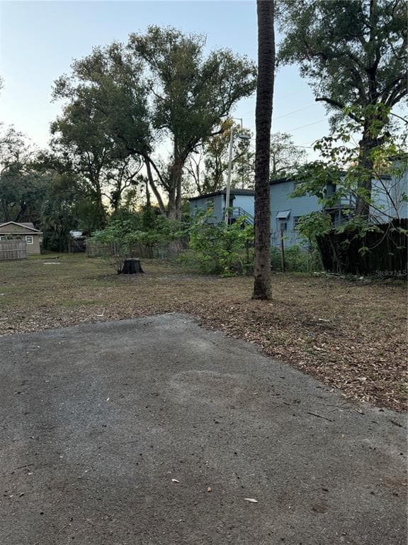 10122 N 11TH STREET TAMPA, FL 33612