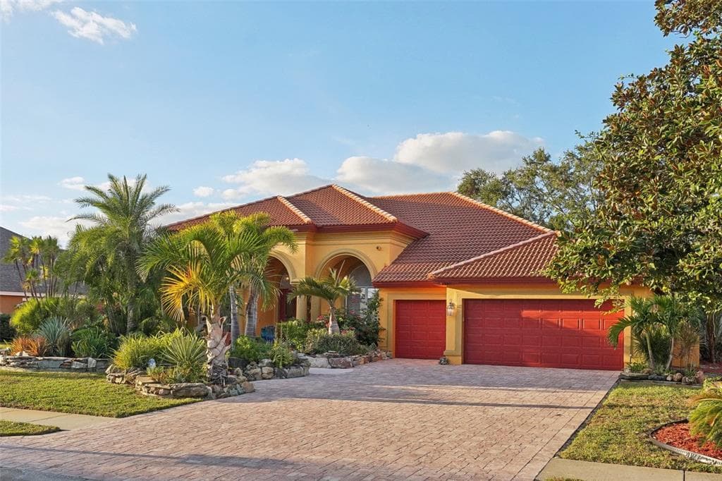 3921 MIMOSA PLACE PALM HARBOR, FL 34685