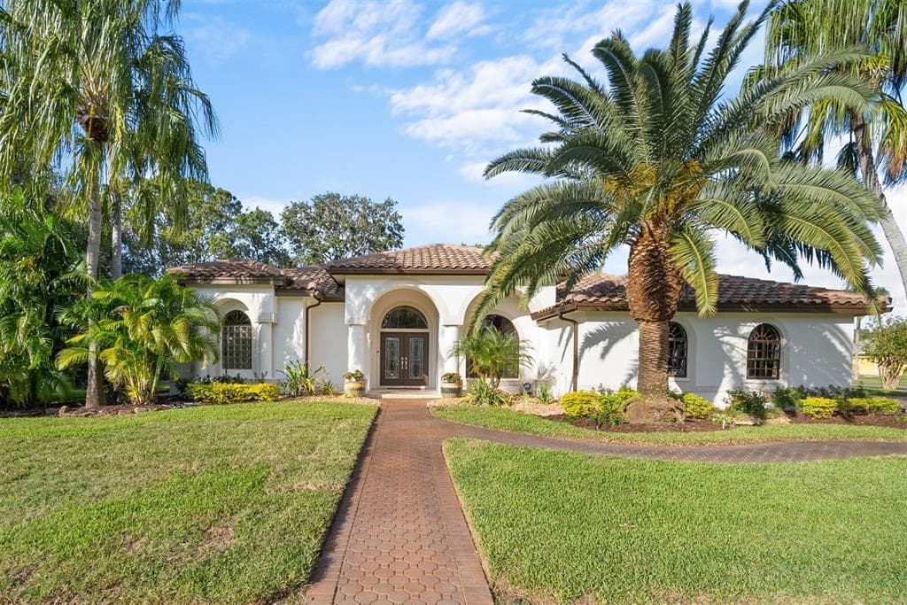 3897 BROOKSWORTH AVENUE TARPON SPRINGS, FL 34688