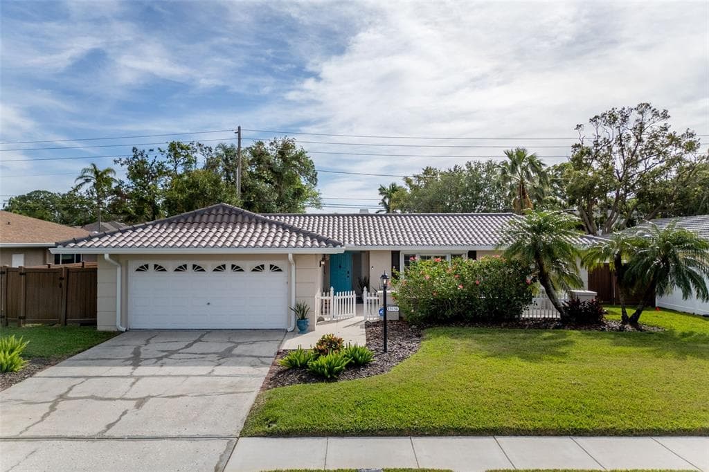 13156 75TH AVENUE SEMINOLE, FL 33776