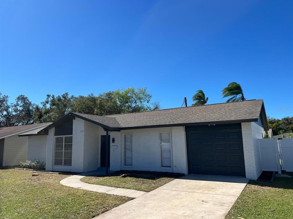7222 RIVERWOOD BOULEVARD TAMPA, FL 33615