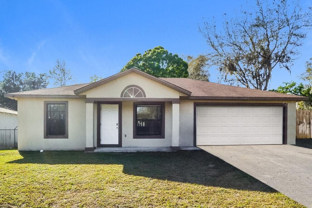 1144 S CLARA AVENUE DELAND, FL 32720