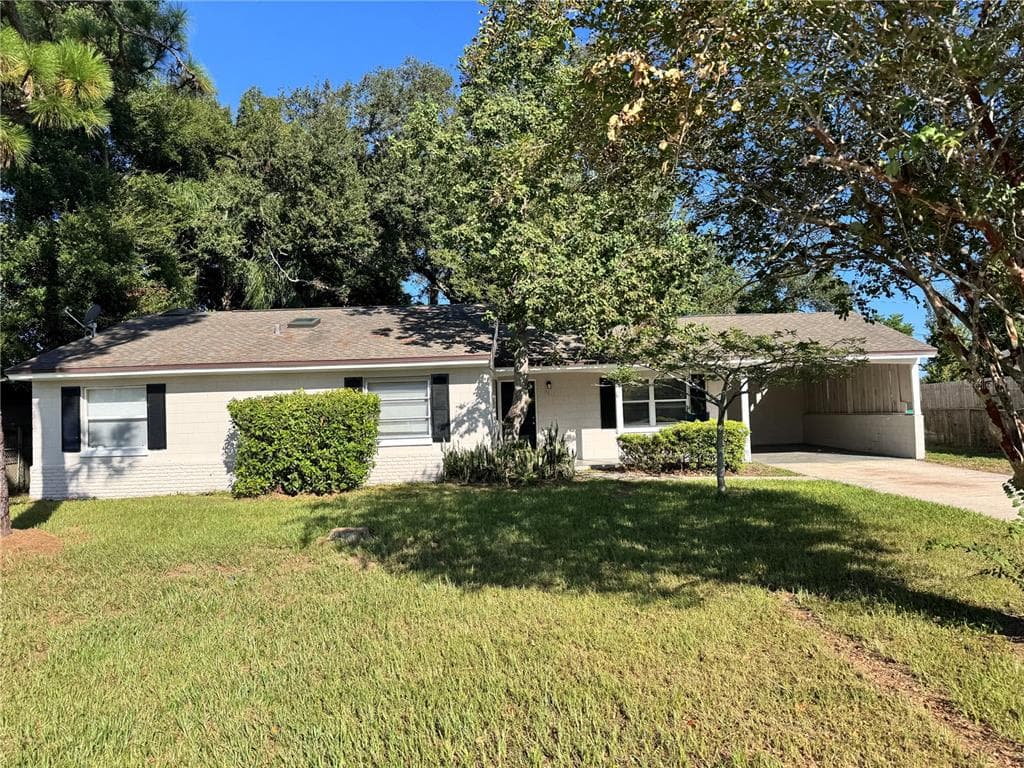5612 EGGLESTON AVENUE ORLANDO, FL 32810