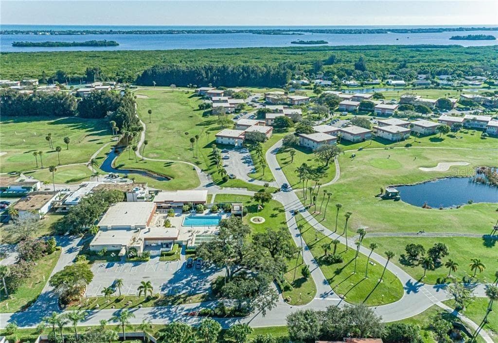 28 PINE ARBOR LANE UNIT 206 VERO BEACH, FL 32962