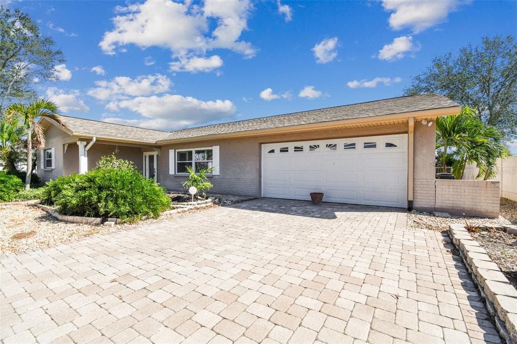 6321 BALBOA LANE