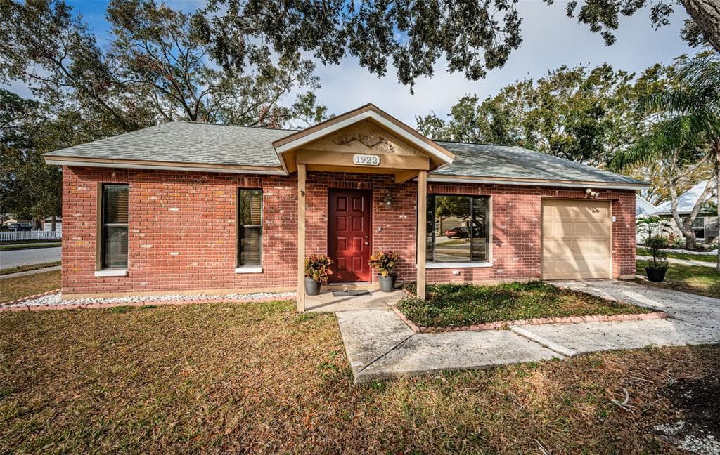 1922 SHEFFIELD COURT OLDSMAR, FL 34677