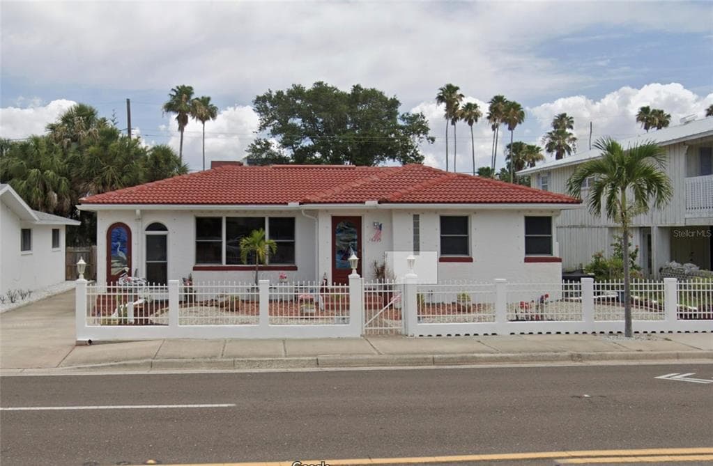 16245 GULF BOULEVARD REDINGTON BEACH, FL 33708