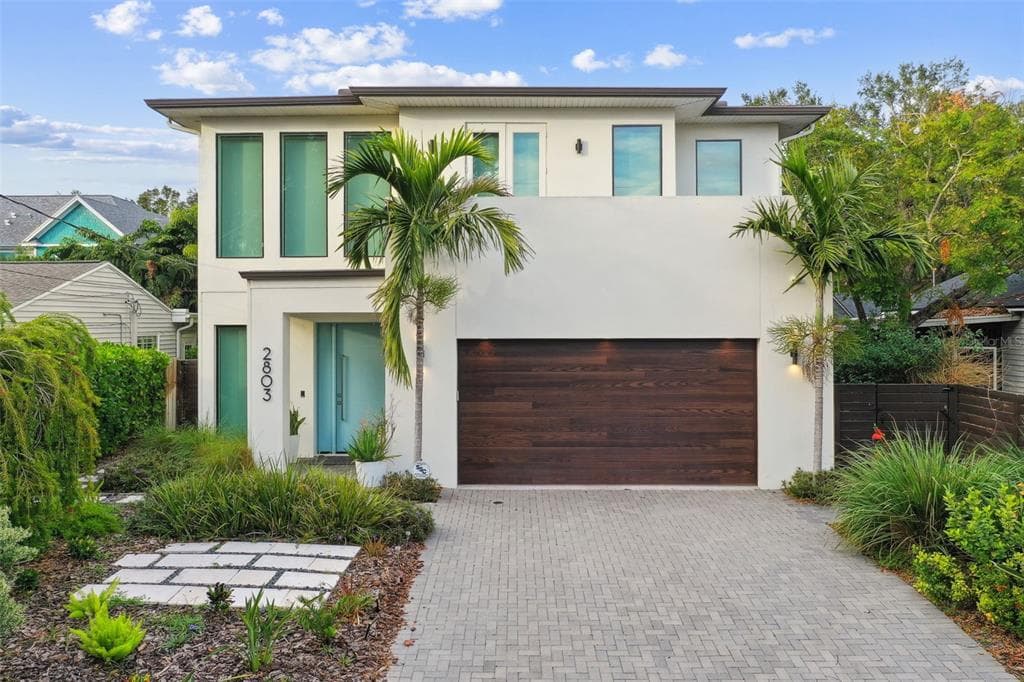 2803 W AQUILLA STREET TAMPA, FL 33629