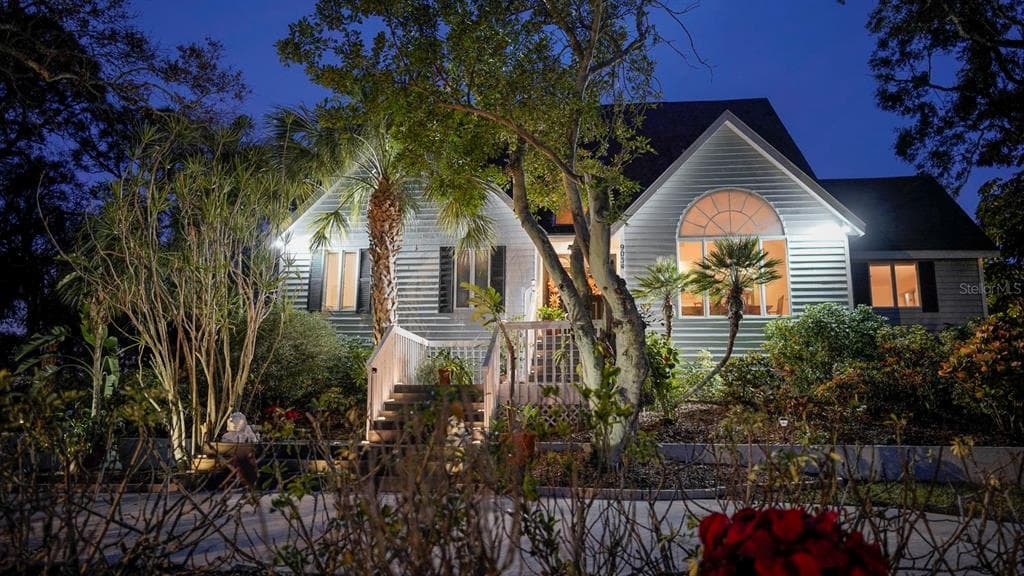 9034 BAYWOOD PARK DRIVE SEMINOLE, FL 33777