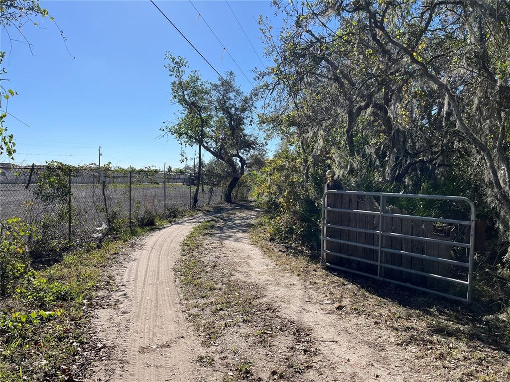 11715 RHODINE ROAD RIVERVIEW, FL 33579
