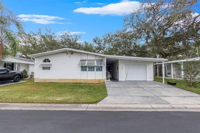 34124 ESTATES LANE WESLEY CHAPEL, FL 33543
