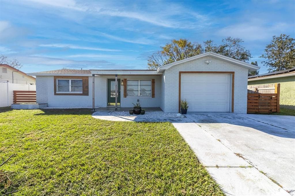 3226 COLDWELL DRIVE HOLIDAY, FL 34691