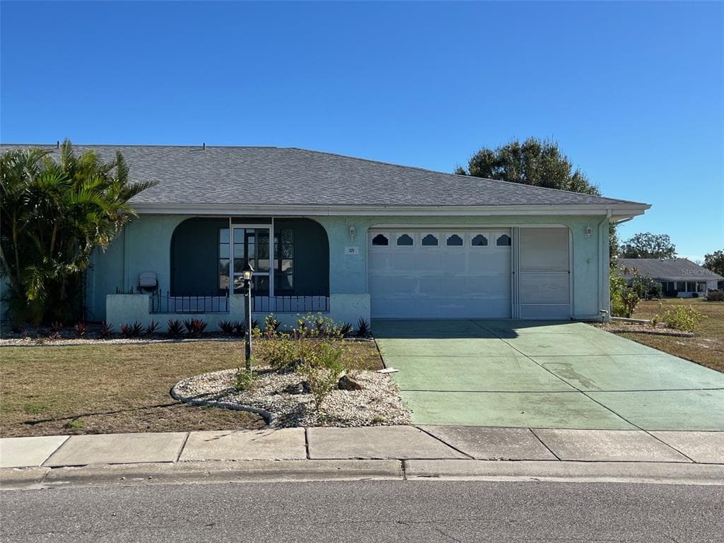 325 GREEN MANOR DRIVE SUN CITY CENTER, FL 33573