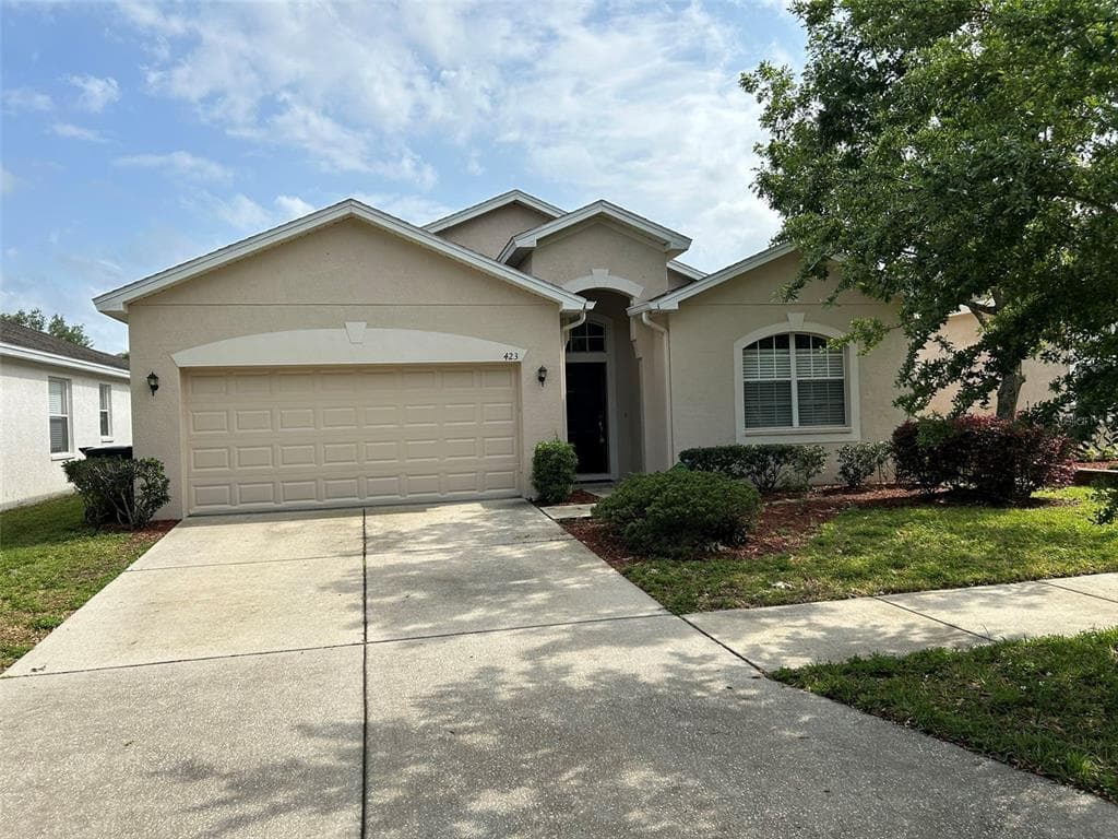 423 KINGS PATH DRIVE SEFFNER, FL 33584
