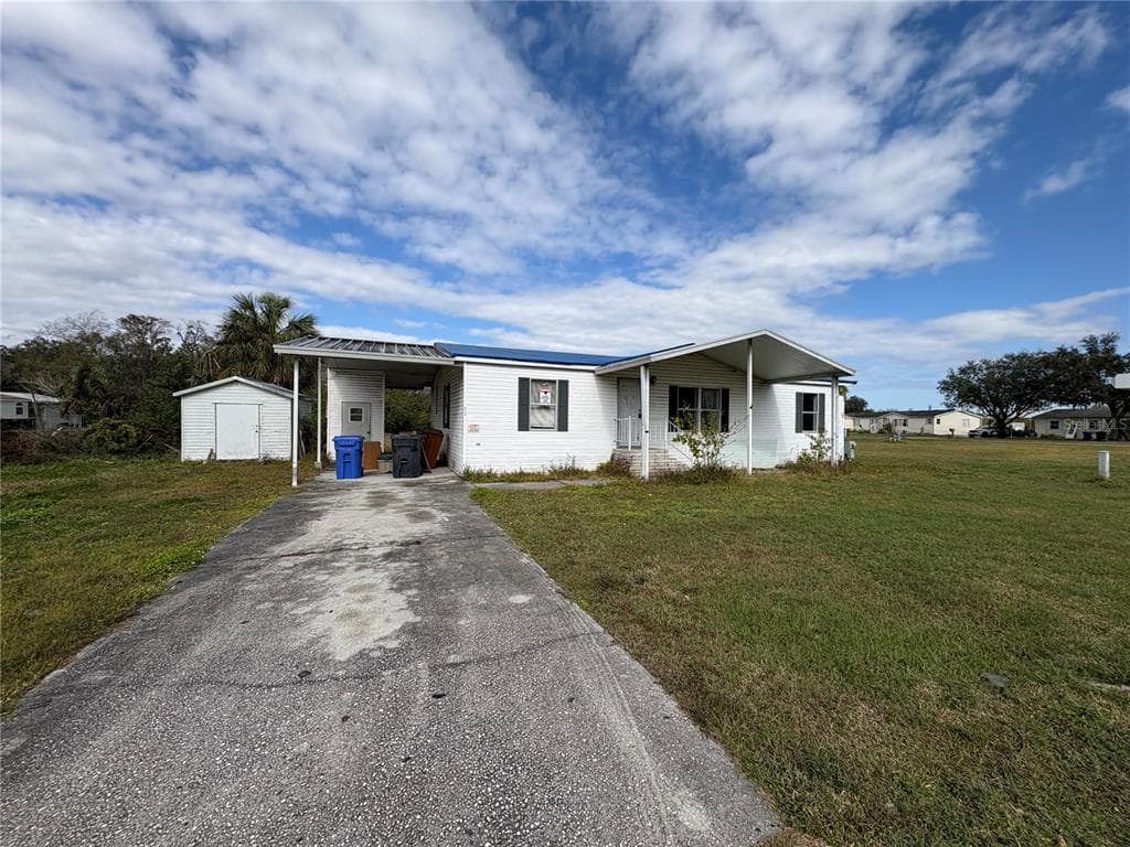 9134 WOOD TERRACE DRIVE TAMPA, FL 33637