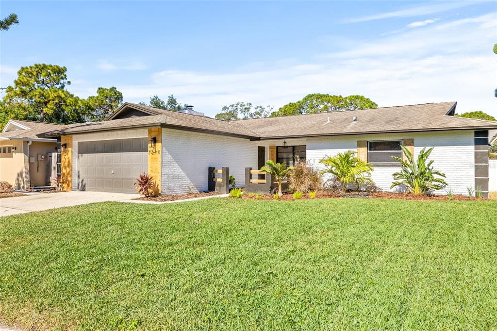 7279 ORKNEY AVENUE N ST PETERSBURG, FL 33709
