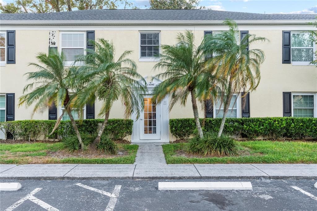 13690 ORANGE SUNSET DRIVE UNIT 202 TAMPA, FL 33618
