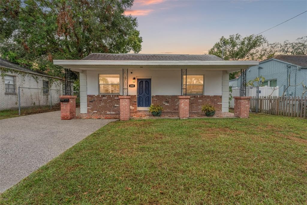 1303 E FRIERSON AVENUE TAMPA, FL 33603