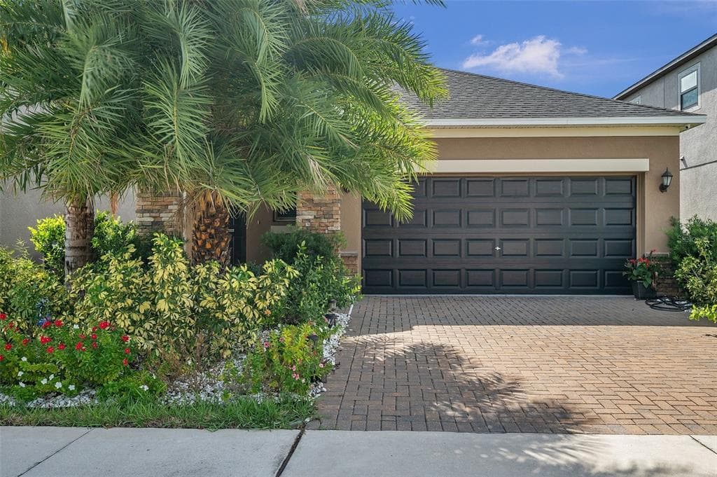 10017 SAGE CREEK DRIVE SUN CITY CENTER, FL 33573