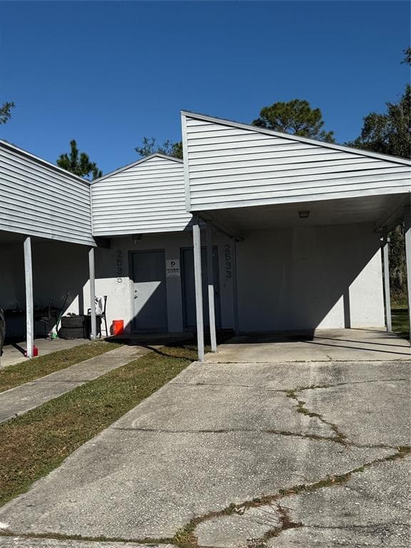 2533 CHESTNUT WOODS DRIVE LAKELAND, FL 33815