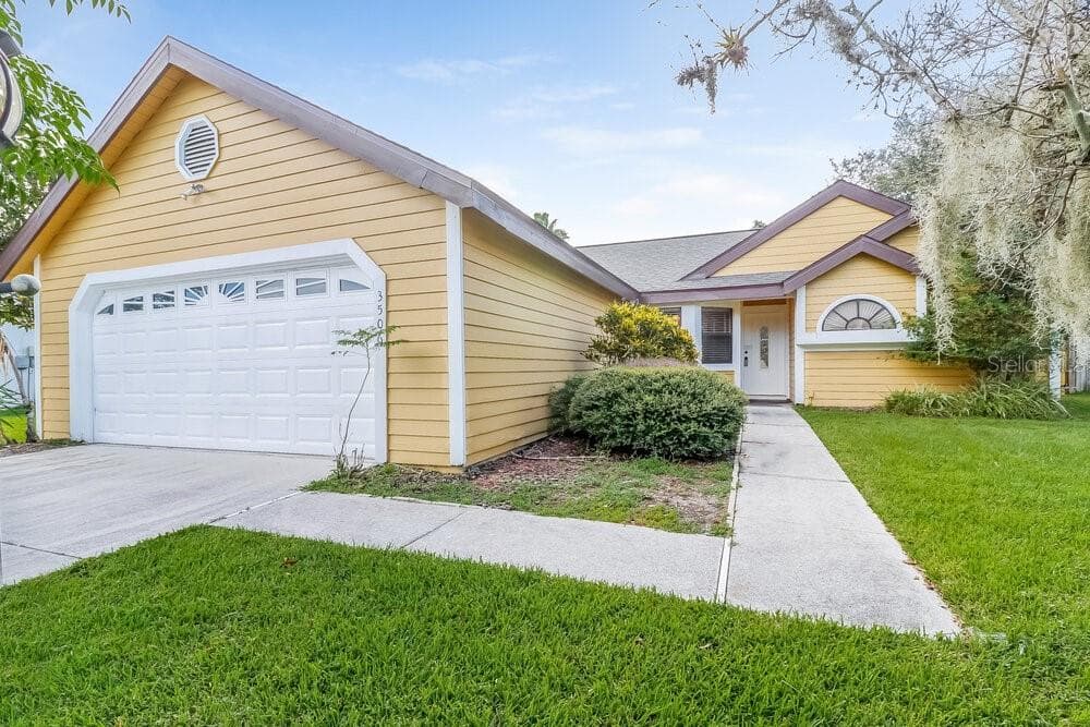 3506 65TH AVENUE CIRCLE E SARASOTA, FL 34243