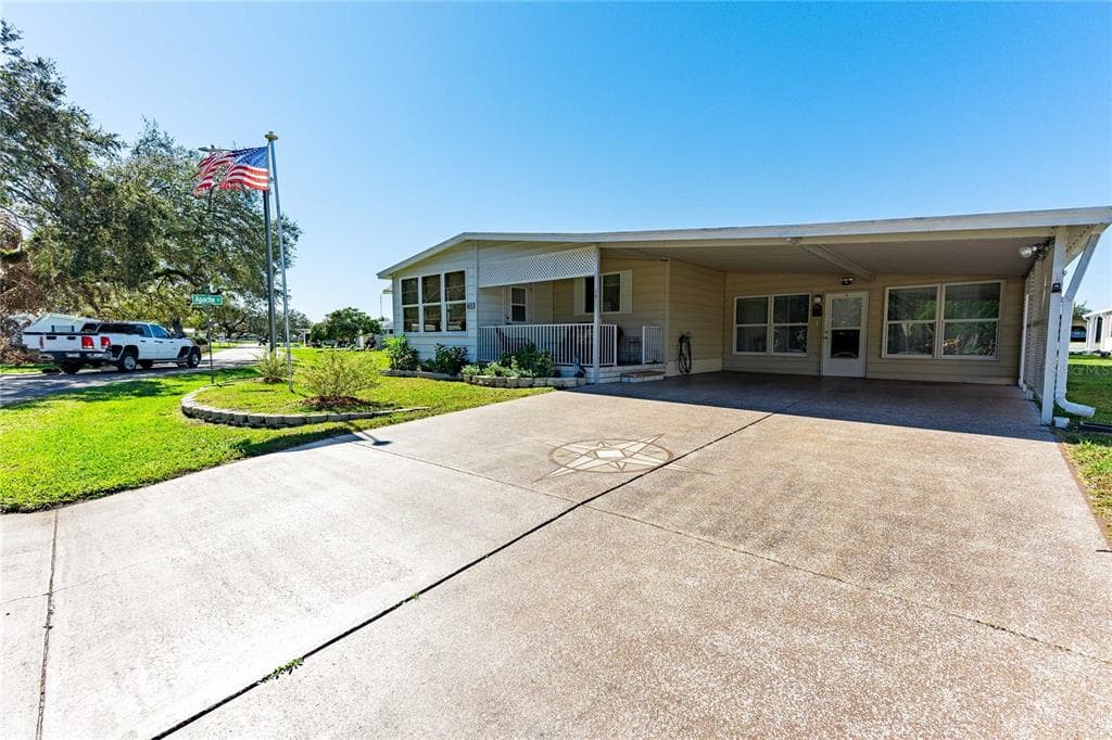 5613 PAWNEE STREET ZEPHYRHILLS, FL 33542