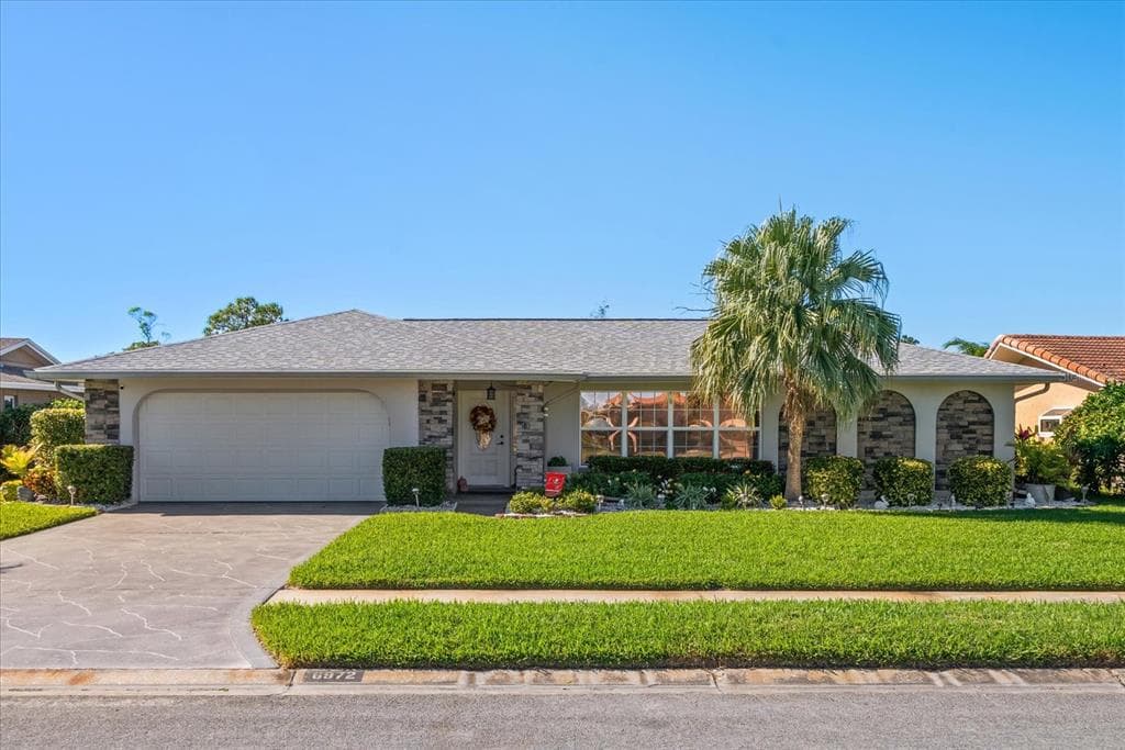 6972 AUGUSTA BOULEVARD SEMINOLE, FL 33777