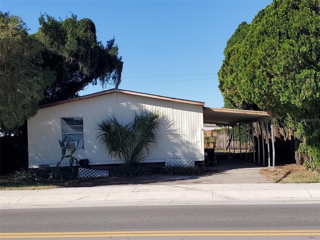 6433 20TH STREET ZEPHYRHILLS, FL 33542