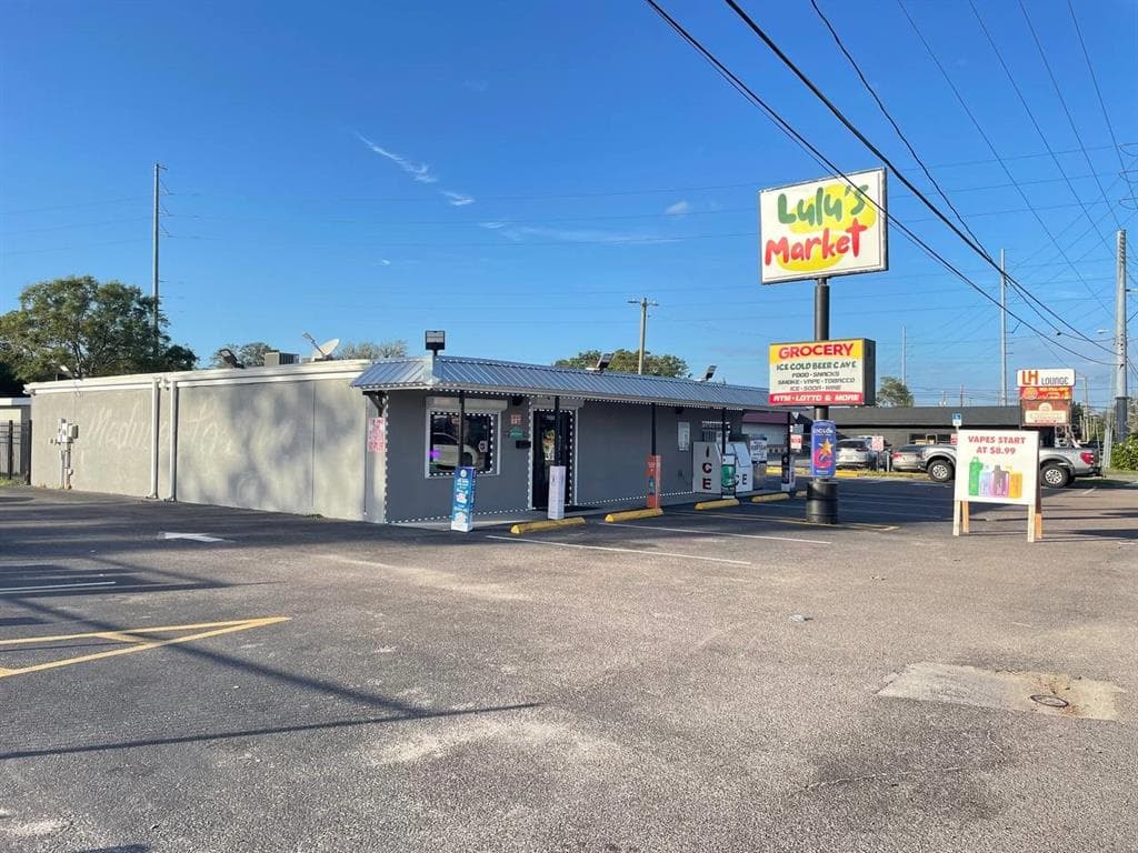 7522 N ARMENIA AVENUE TAMPA, FL 33604