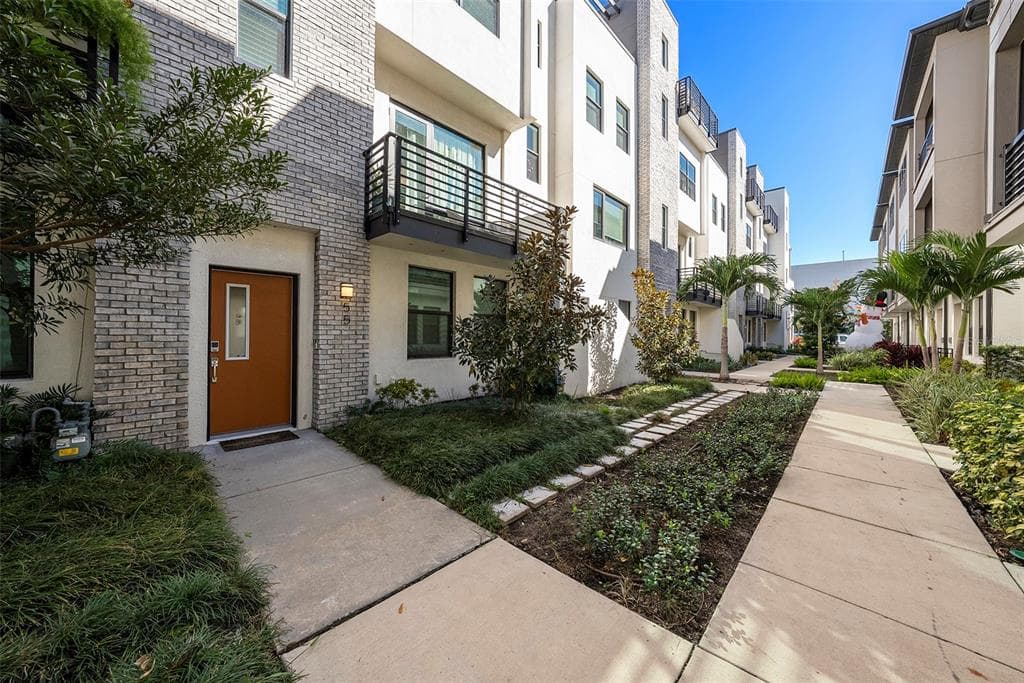 2511 N GRADY AVENUE UNIT 55 TAMPA, FL 33607
