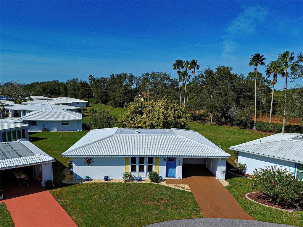 618 CIRCLEWOOD DRIVE UNIT S2-15 VENICE, FL 34293