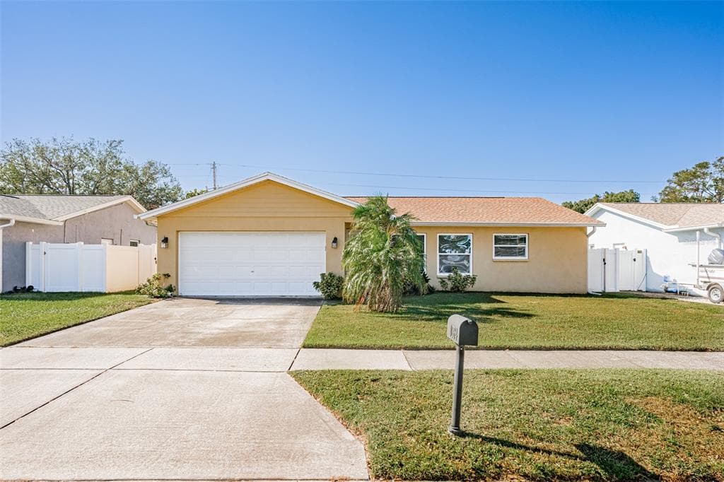 10884 118TH STREET SEMINOLE, FL 33778