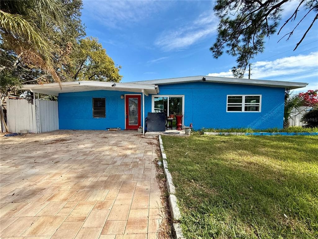 7230 ROYAL PALM DRIVE NEW PORT RICHEY, FL 34652