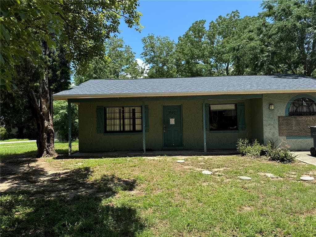 3902 WHITEDOVE DRIVE LAKELAND, FL 33812