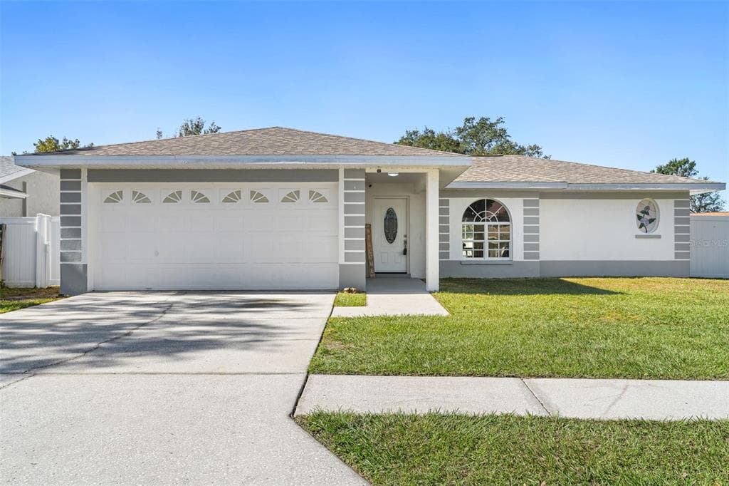 1935 CLOVERDALE COURT LUTZ, FL 33549