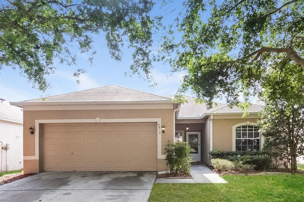 6810 MONARCH PARK DRIVE APOLLO BEACH, FL 33572