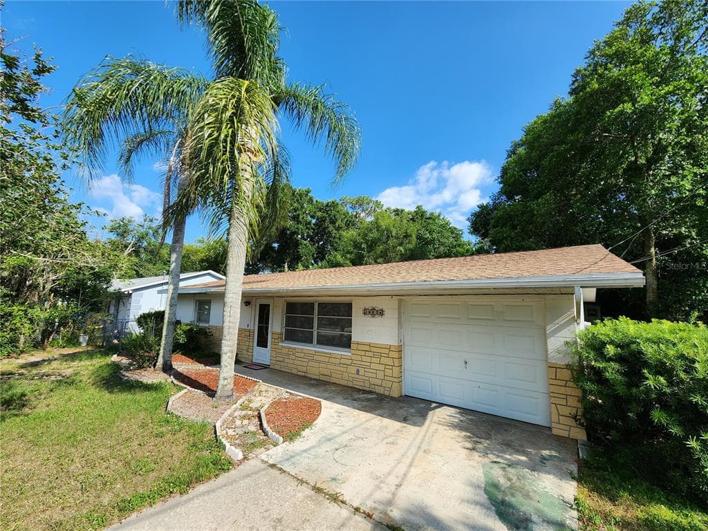 39026 HAVEN AVENUE ZEPHYRHILLS, FL 33542