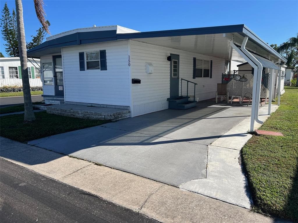 11300 124TH AVENUE UNIT 150 LARGO, FL 33778
