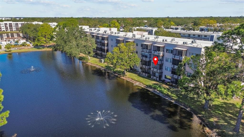 5980 80TH STREET N UNIT 204 ST PETERSBURG, FL 33709