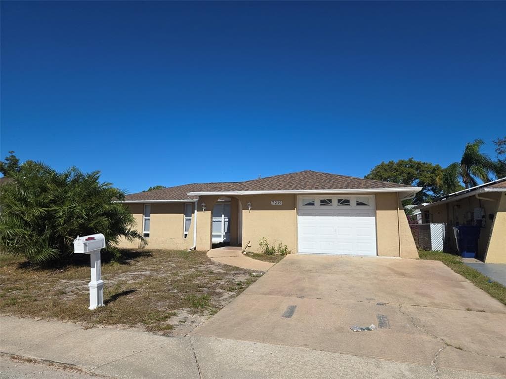 7219 ISLE DRIVE PORT RICHEY, FL 34668