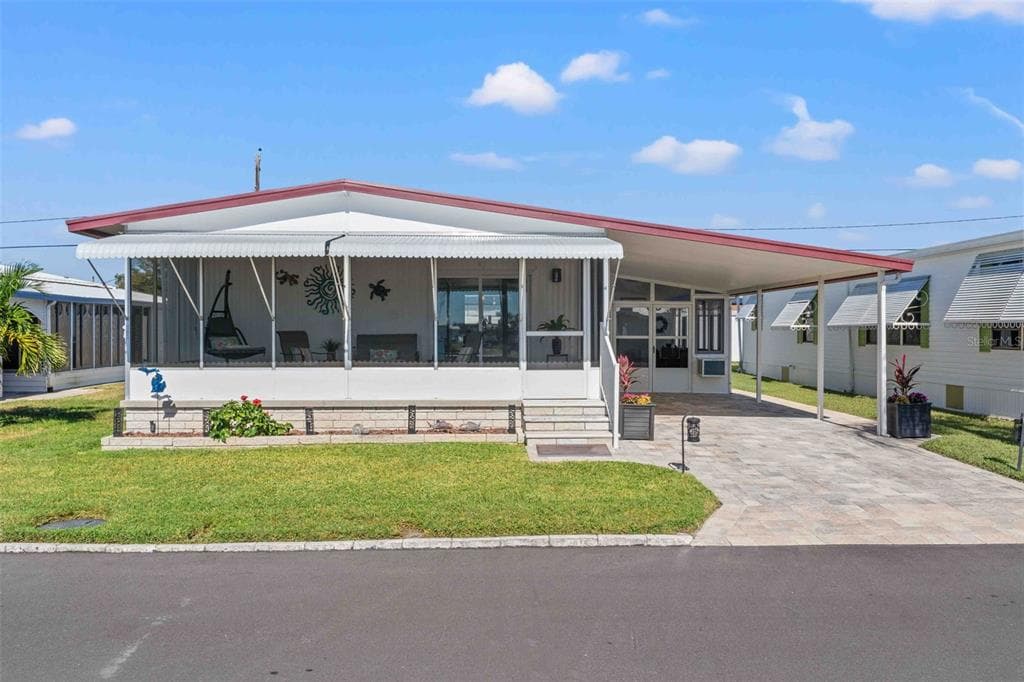 3839 LOMI LOMI DRIVE HOLIDAY, FL 34691