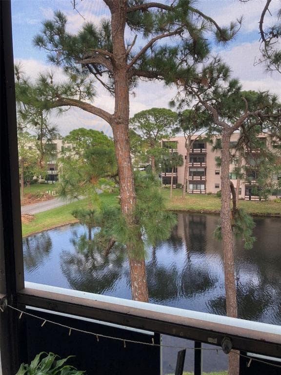 5970 80TH STREET N UNIT 412 ST PETERSBURG, FL 33709