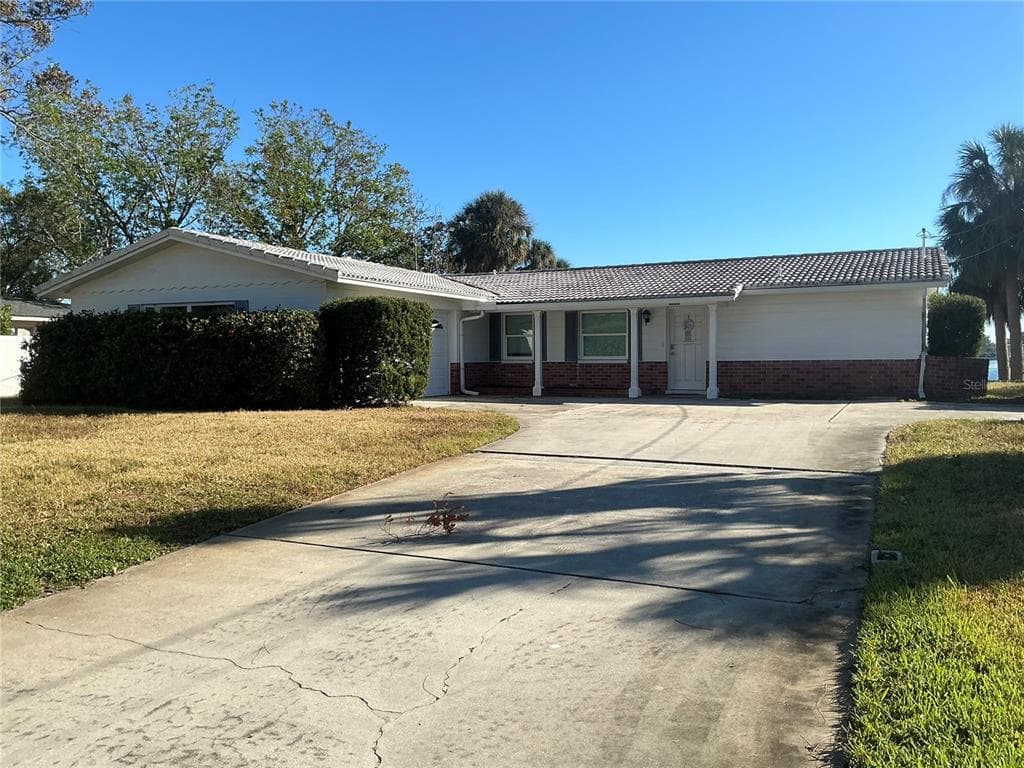 4155 10TH STREET NE ST PETERSBURG, FL 33703