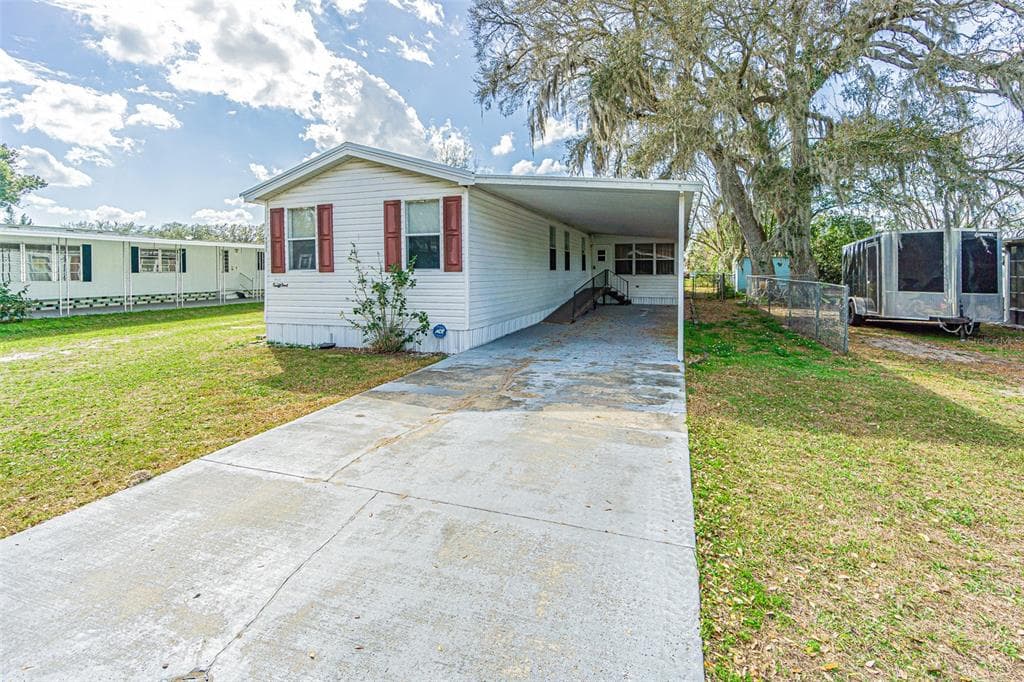 4635 ORANGE BLOSSOM DRIVE ZEPHYRHILLS, FL 33542