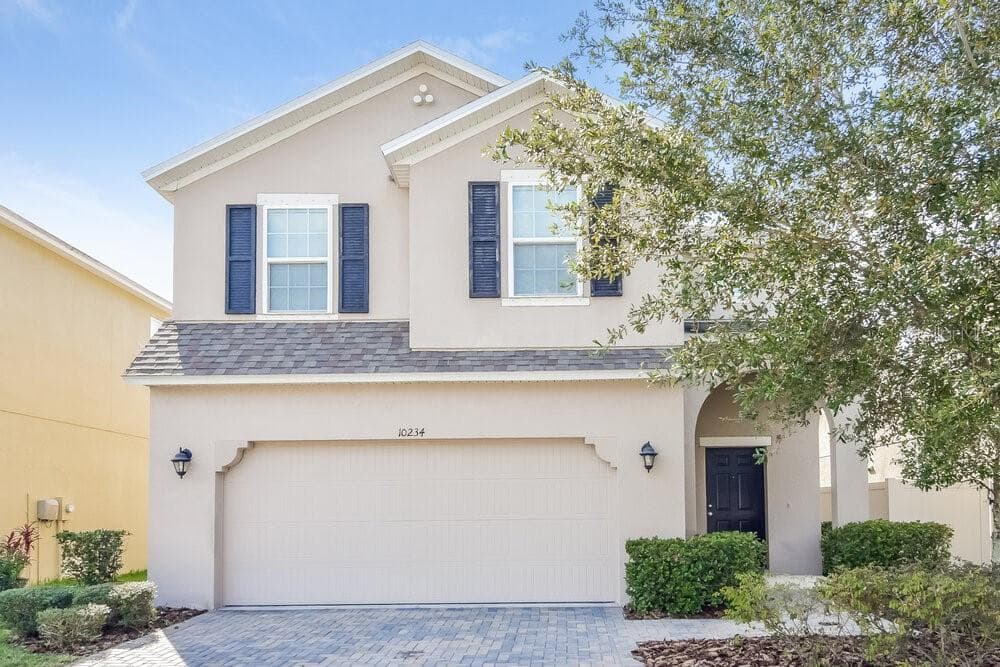 10234 NEWMINSTER LOOP RUSKIN, FL 33573