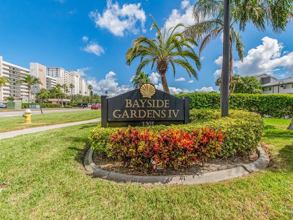 1301 GULF BOULEVARD UNIT 210 CLEARWATER BEACH, FL 33767
