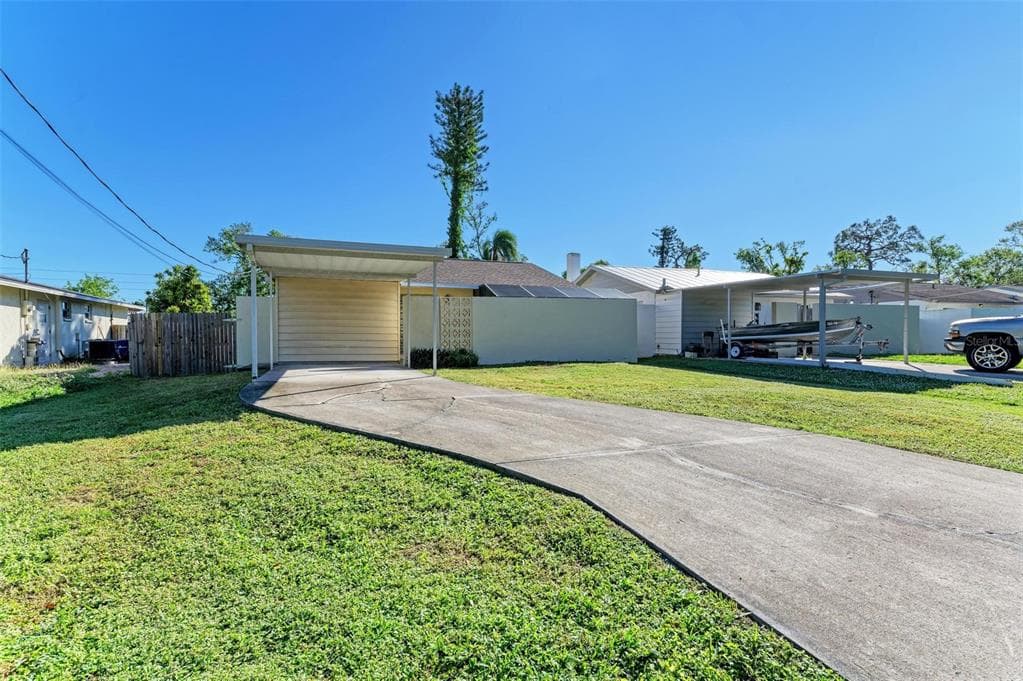 4930 GEORGE AVENUE SARASOTA, FL 34233